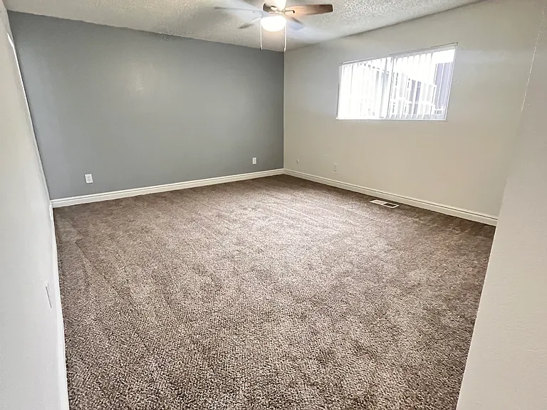 WIllowbrook Apartments — Photo 29