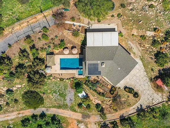 4th image of 11725 Sierra Rojo Rd