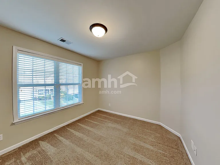 227 Mott Rd — Photo 23