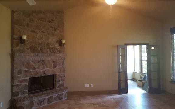 3rd image of 117 Cocopa Dr