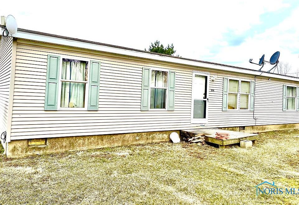 204 Brush St, Pioneer, OH 43554 Zillow