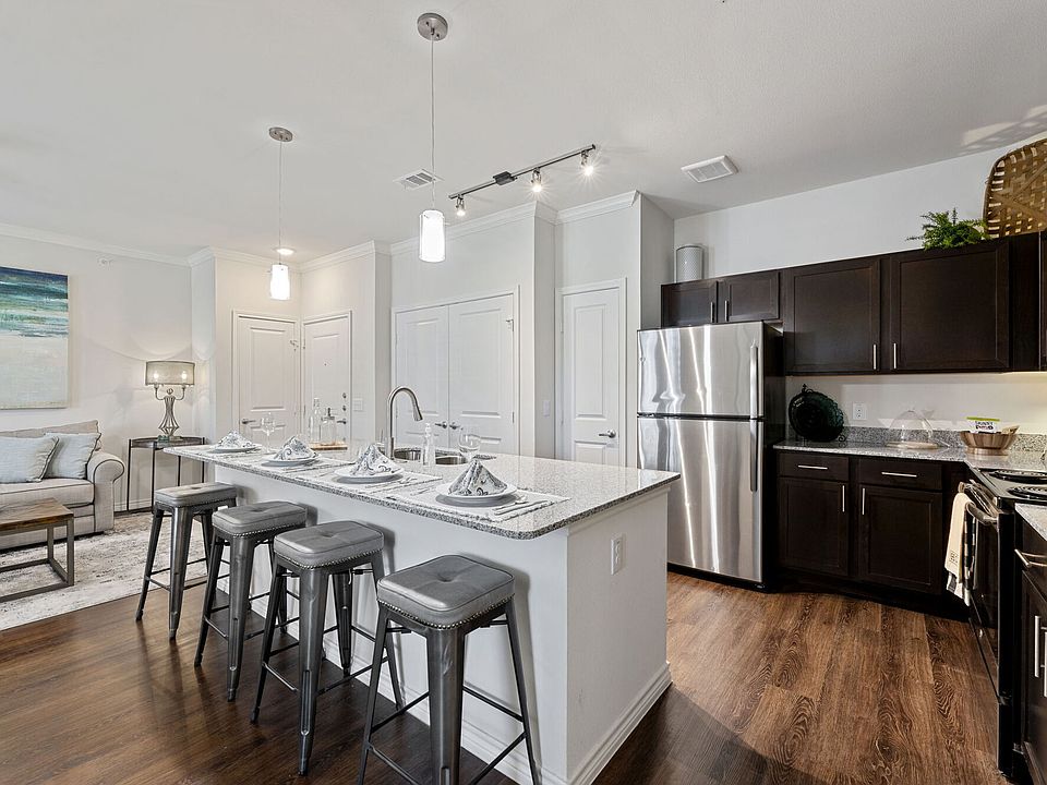 Elegant Kitchens in Burleson, TX