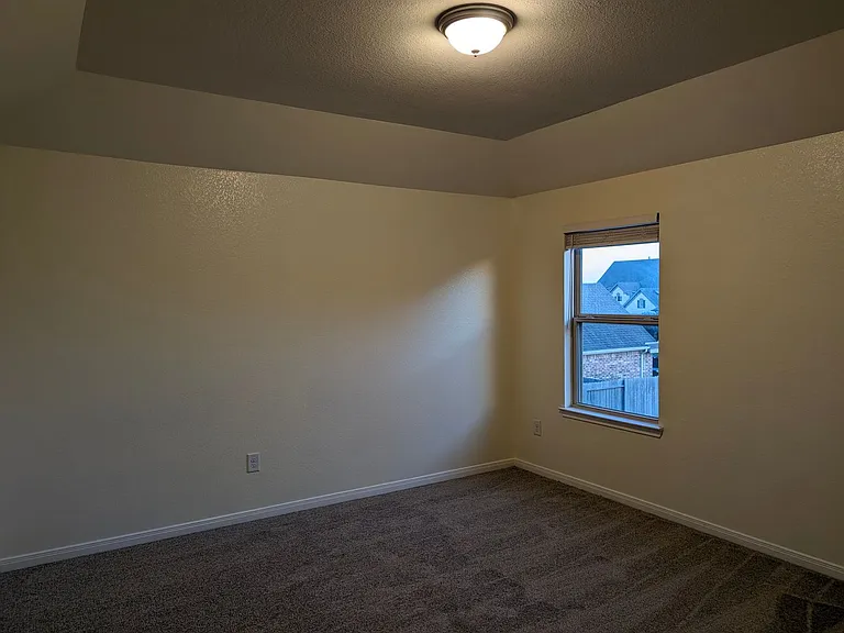5206 Gerent Ln — Photo 8