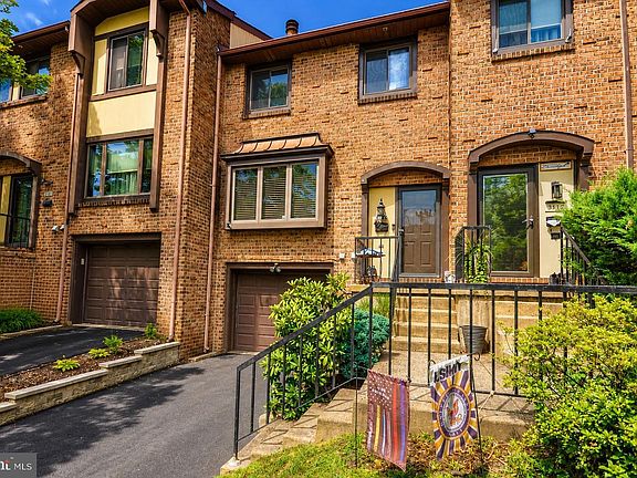 2nd image of 3120 Bedlington Pl