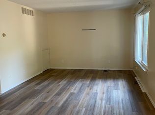 2407 Leeper Dr APT A, Champaign, IL 61822
