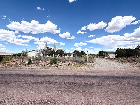 4th image of 45 Whispering Cedars Rd