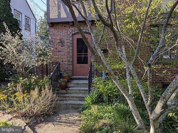 5th image of 4413 Ridge St