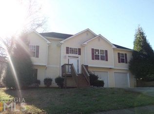 8104 N Sterling Lakes Dr, Covington, GA 30014