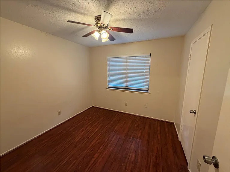 1423 Elkwood Dr — Photo 26