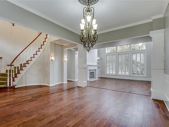 5th image of 4514 Shadywood Ln