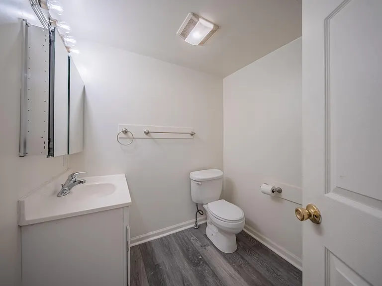2472 Hawks Ave #1 — Photo 16