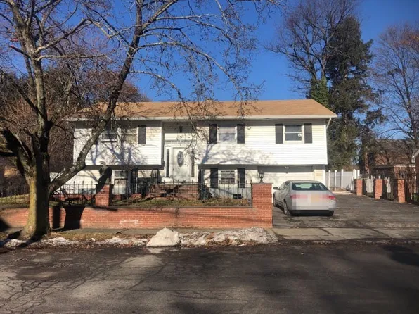 20 Roe St, Newburgh, NY 12550