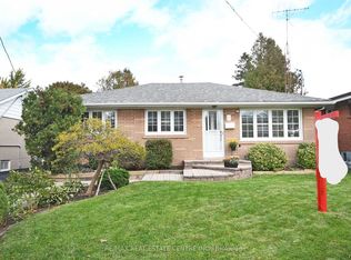 7 Lesbury Ave, Brampton, ON L6W3A2