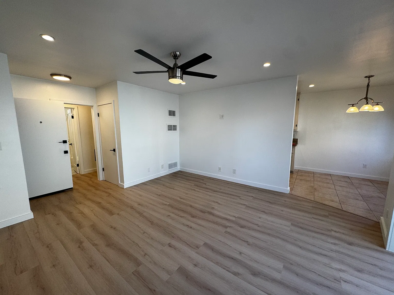 1 bed, 700 sqft, $1,785 — Photo 1