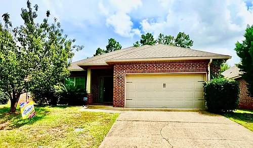 6335 McMurray Pl S Photo 1