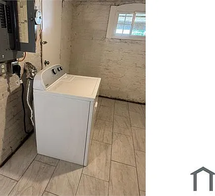 2211 N Pulaski St — Photo 11