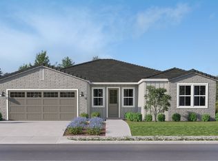 1134 Braxstyn Way W, Madera, CA 93636