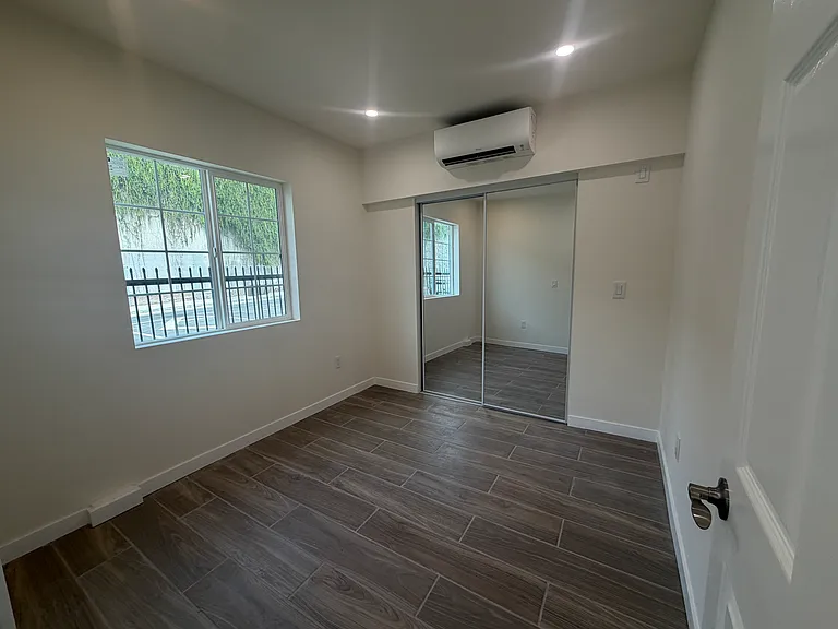 Bedroom #1