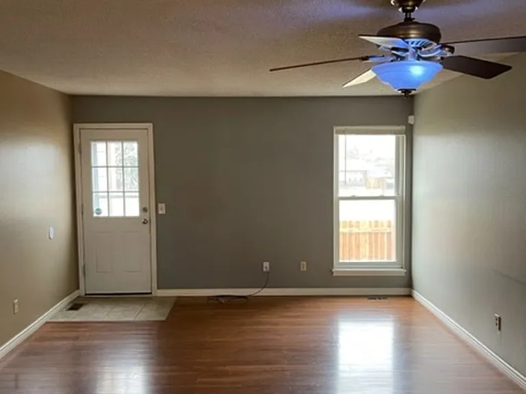 6100 Fenton St — Photo 5