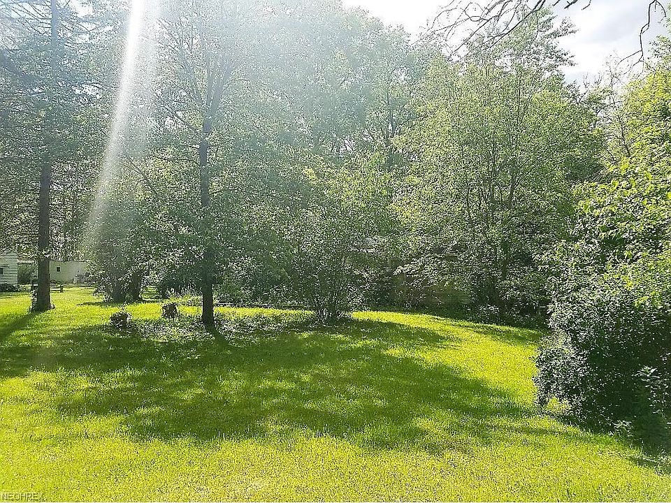 2nd image of 12669 Cadek Rd
