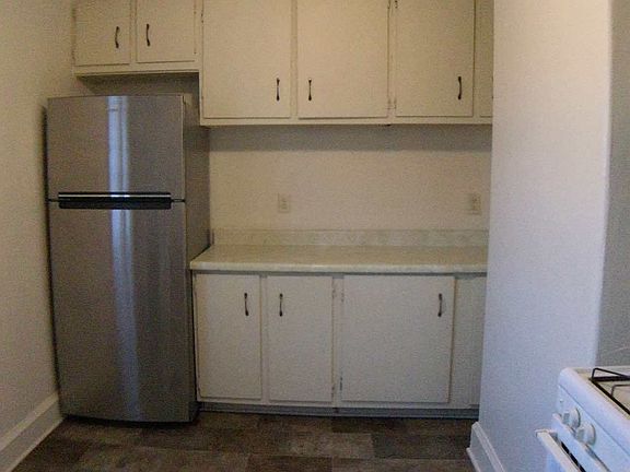 2nd image of 3737-39 W National Ave