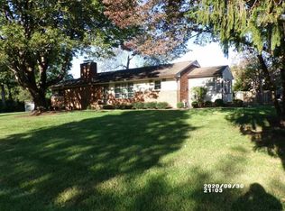 501 Summercrest Ave, Waynesboro, VA 22980