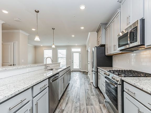 3rd image of 20763 Heron Landing Dr