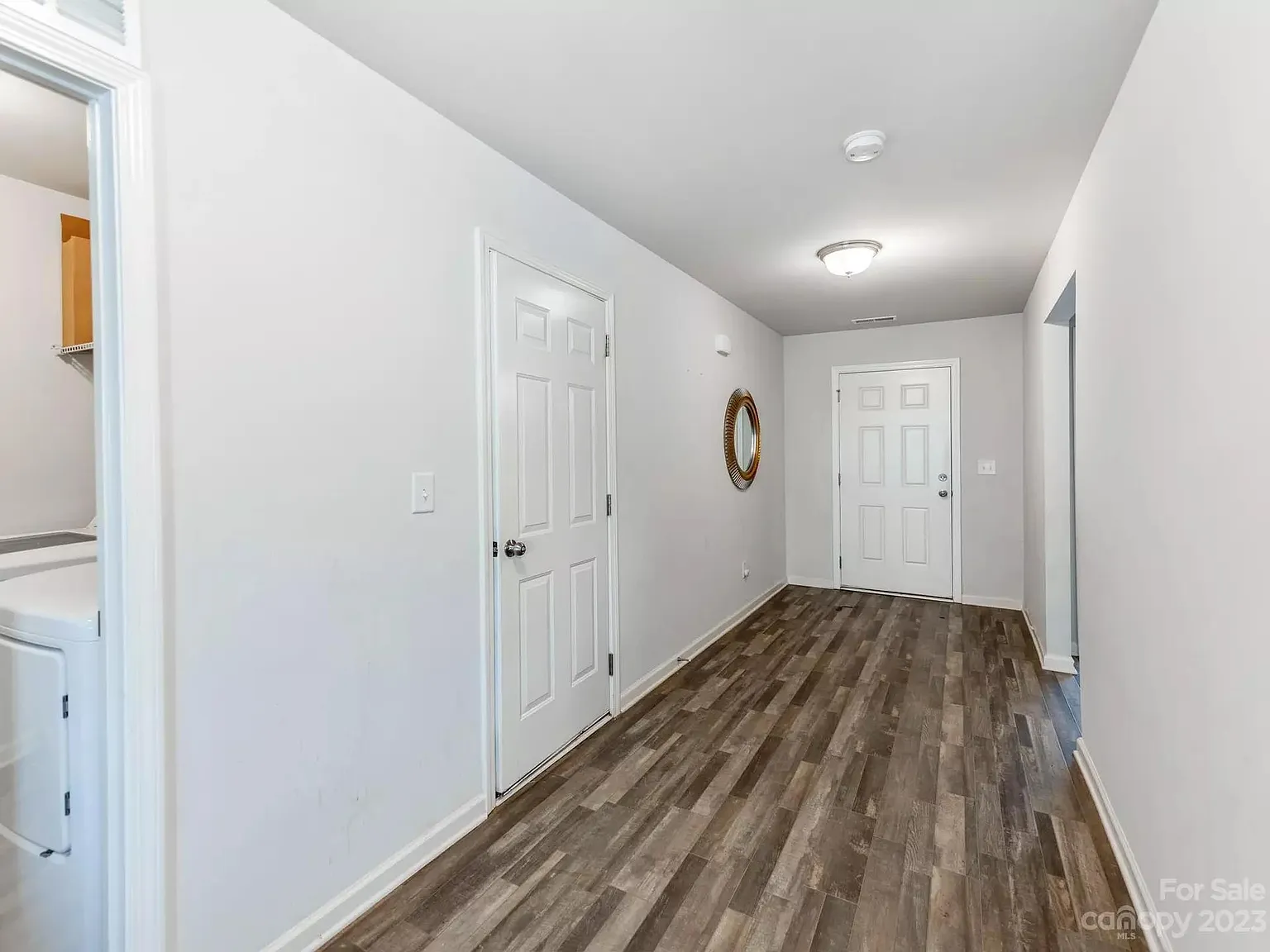 4 bed, 1800 sqft, $1,865 — Photo 3
