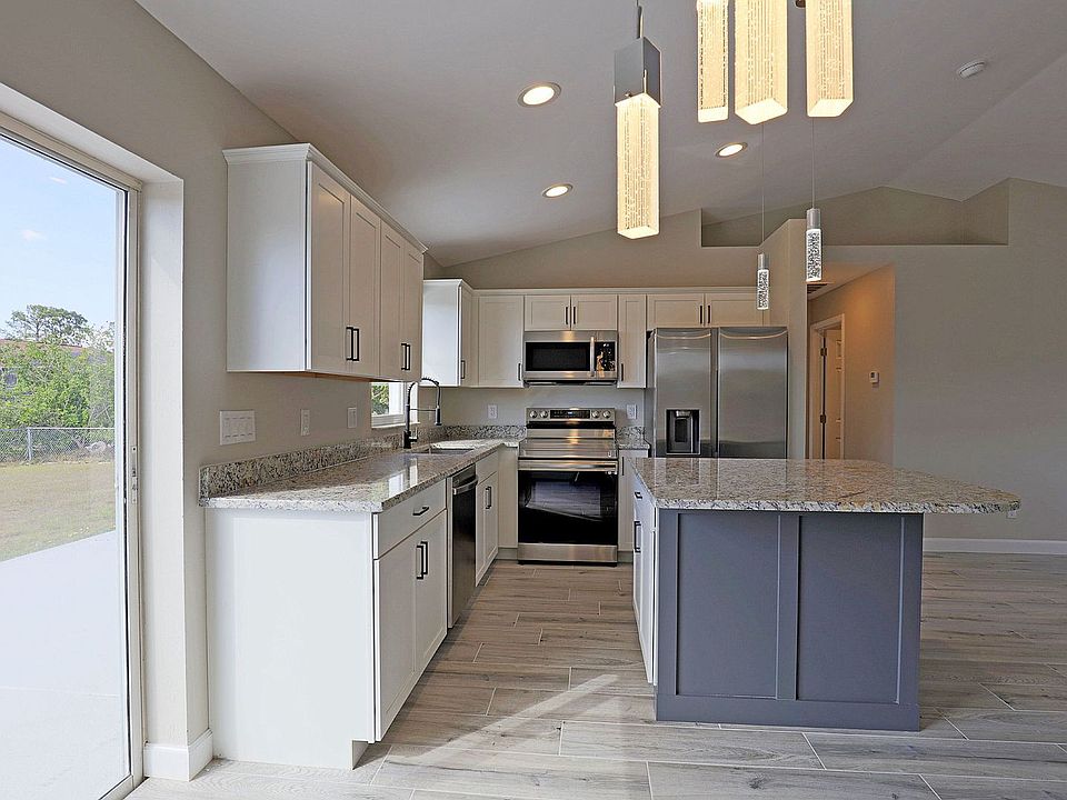 1st image of 134 Zenith Cir #134