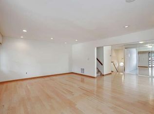 1007 Merrywood Dr, Edison, NJ 08817