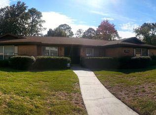 2976 Oakisle Rd N, Jacksonville, FL 32257