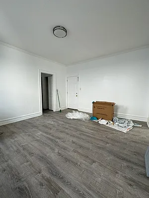 Rented by Amorelli Realty | media 12