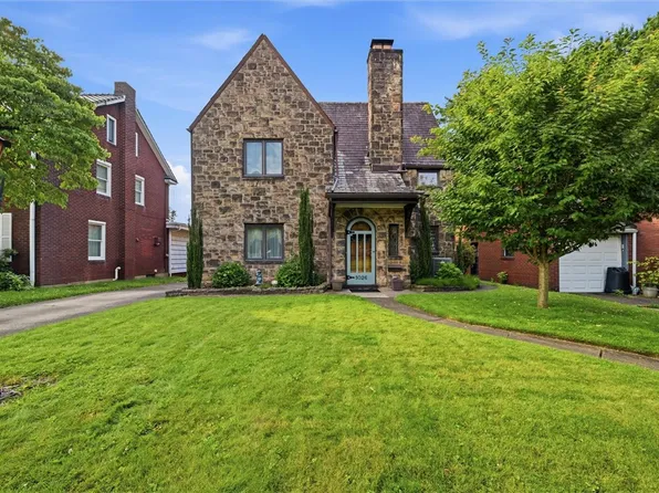 1026 Woodberry Rd, New Kensington, PA 15068