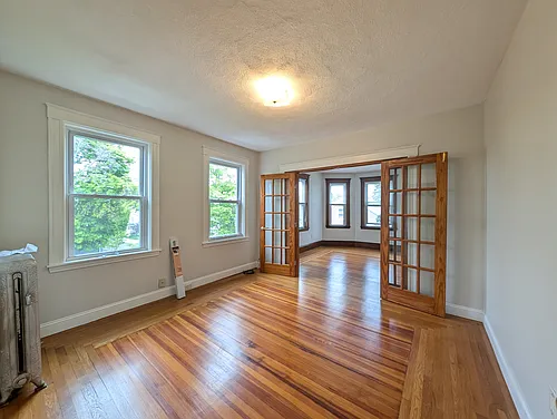 16 Montgomery St #3 Photo 1