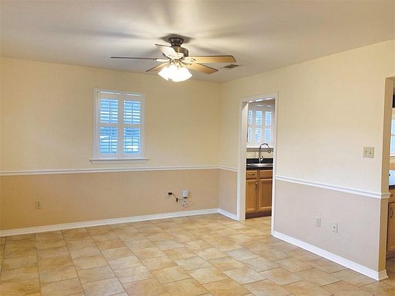 5th image of 219 Harrison Ave