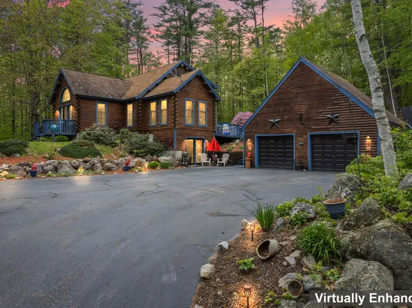 4 Rocky Point Road, Raymond, ME 04071