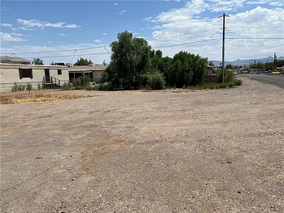 2nd image of 1952 Capistrano Lane