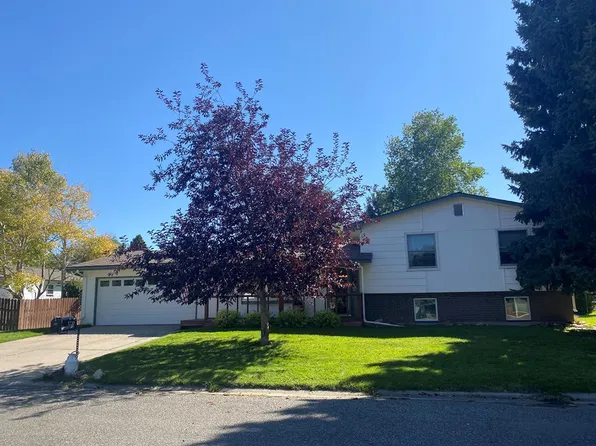 1220 Willow Ln, Cody, WY 82414