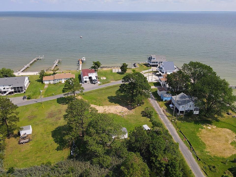 1st image of 447 Judith Sound Rd