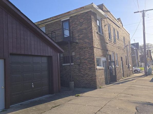 945 N Memorial DRIVE, Racine, WI 53404