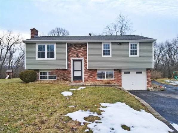 108 Whitney Dr, Cranberry Township, PA 16066