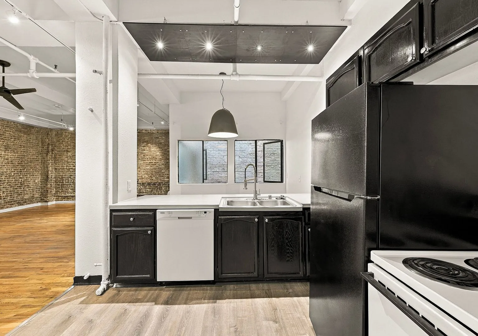 Trolley Lofts — Photo 1