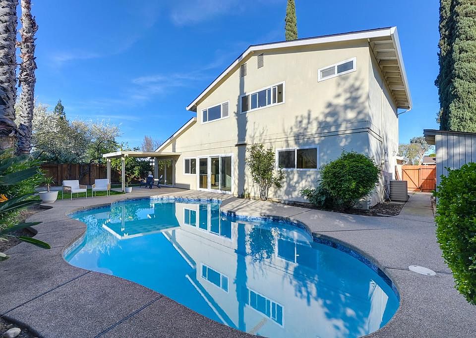 1st image of 6127 Viceroy Way