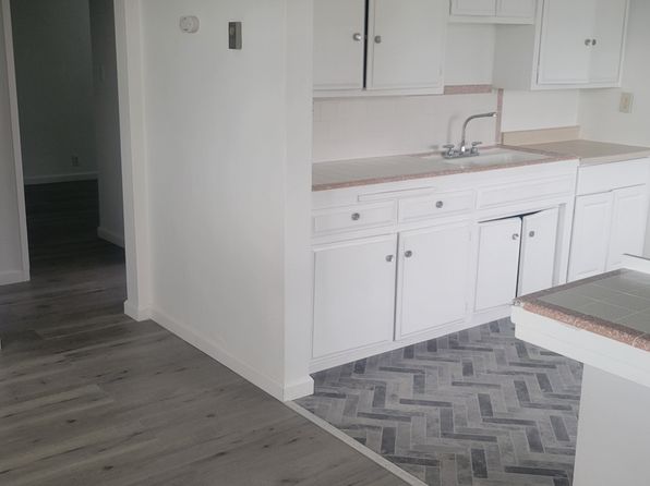 630 E St APT C, Taft, CA 93268