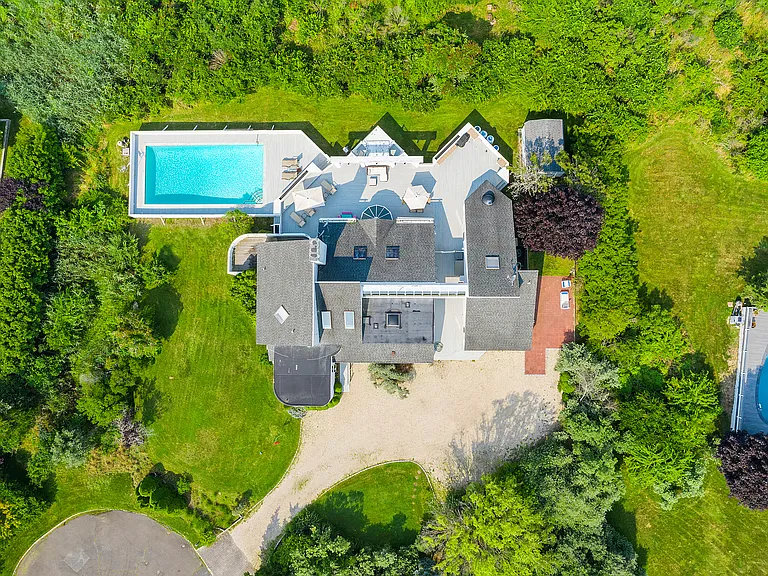 11 Watersedge Ct — Photo 3