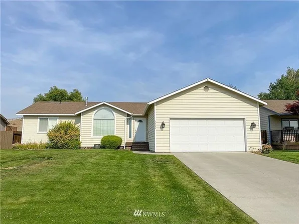 2442 Highland View Dr, East Wenatchee, WA 98802