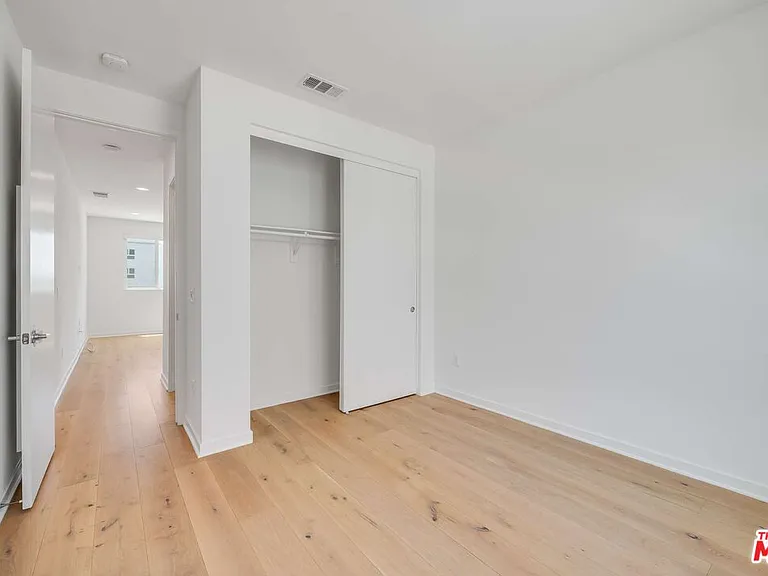 4320 Eagle Rock Blvd #1 — Photo 8