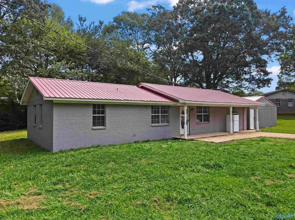 1117 Waylan Ave, Albertville, AL 35950