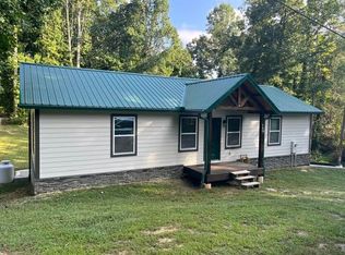 905 Dorothy St, Hendersonville, NC 28791