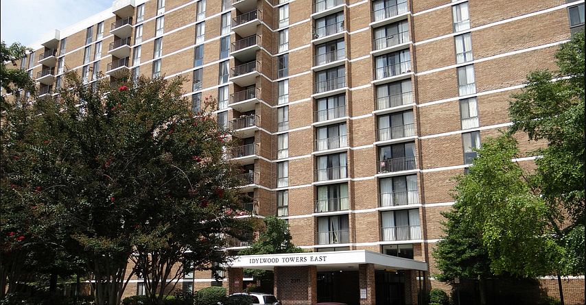 1st image of 2311 Pimmit Dr APT 614